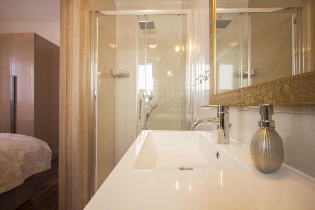 Paradise Lux Apartment Trogir Exterior photo